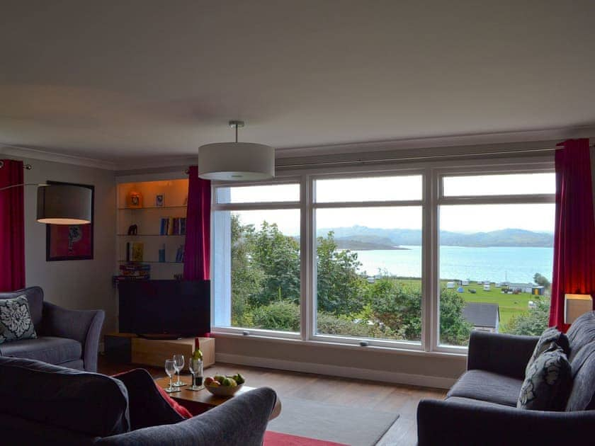 Living room with spectacular views | Morlich, Gairloch