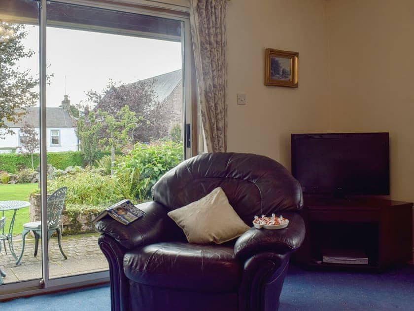 Living room/dining room | Craigrossie Cottage, Auchterarder