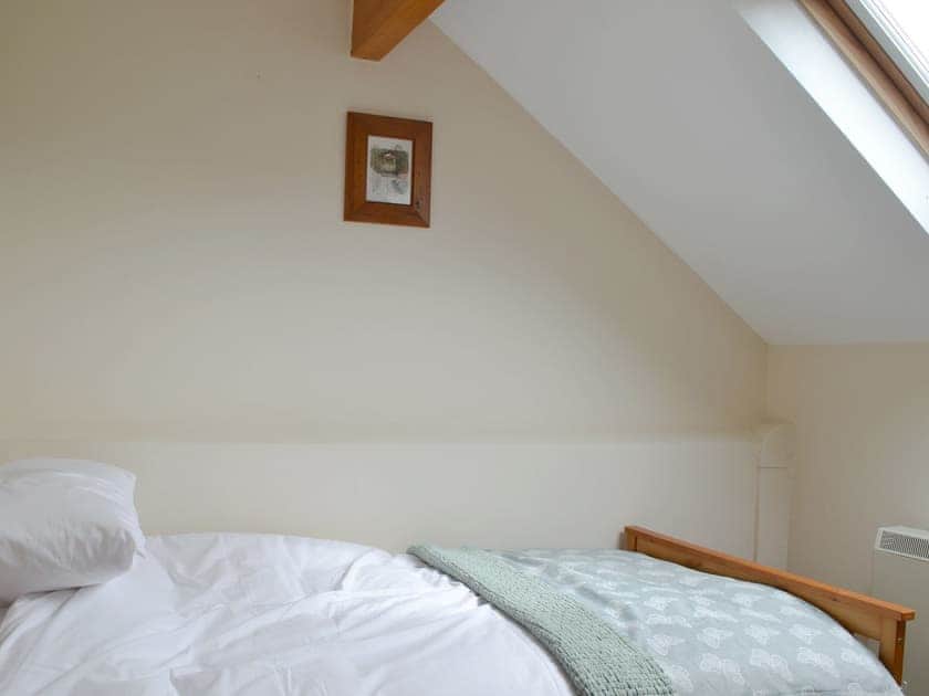 Single bedroom | The Stables - Smiths Farm Cottages, Charmouth, near Lyme Regis