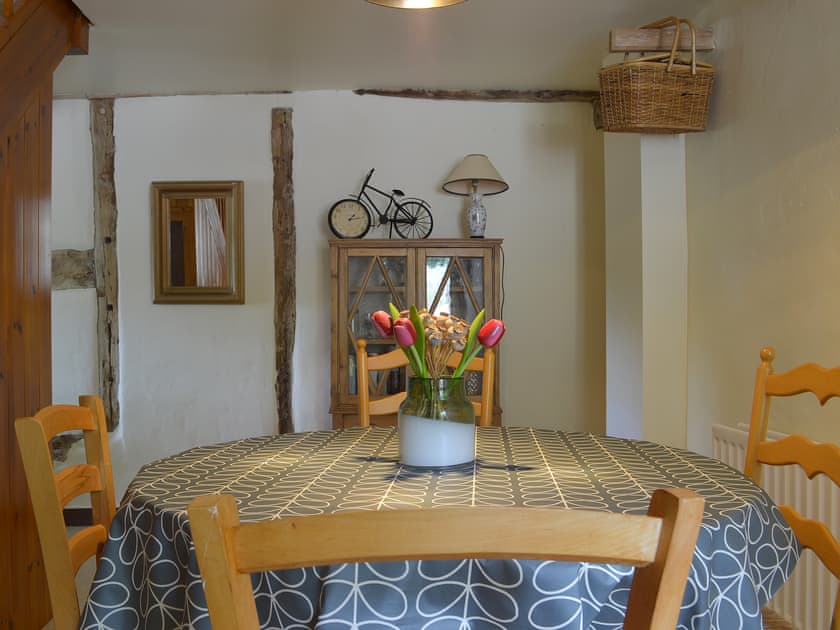 Charming dining room  | Jasmine Cottage - Brookfarm Cottages, Middle Mayfield, near Ashbourne