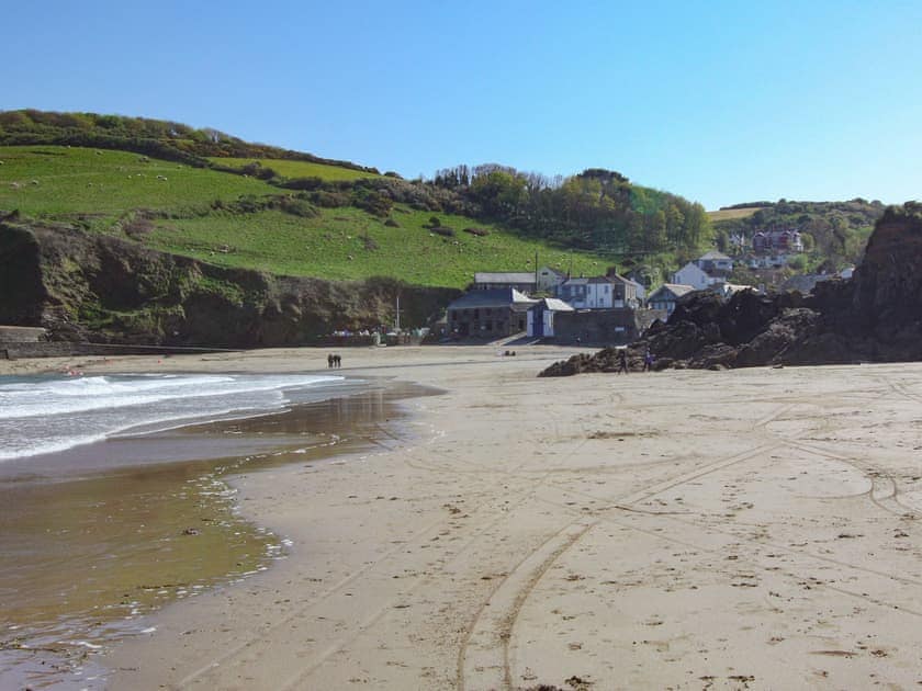 Nearby beach | Seaview, Gorran Haven