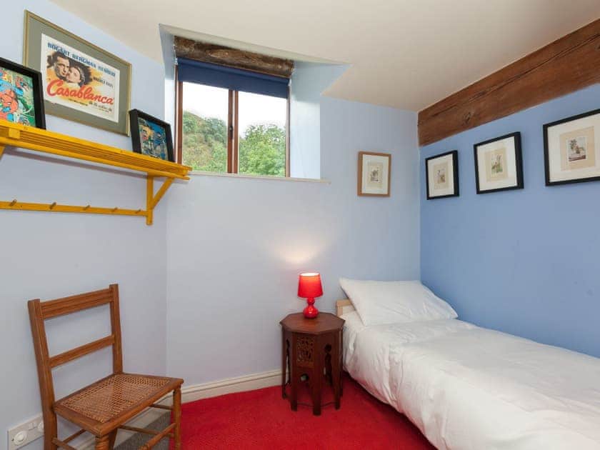 Peaceful single bedroom | Rhydleos Mill, Llansilin, near Oswestry