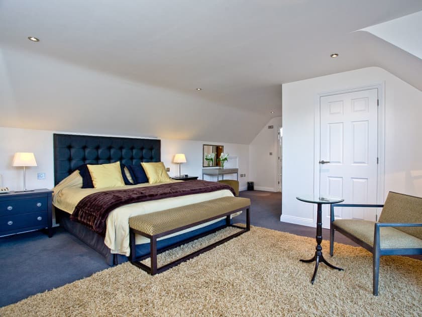 Attractive and cosy bedroom | Holly - Woodland Retreat, Wadebridge