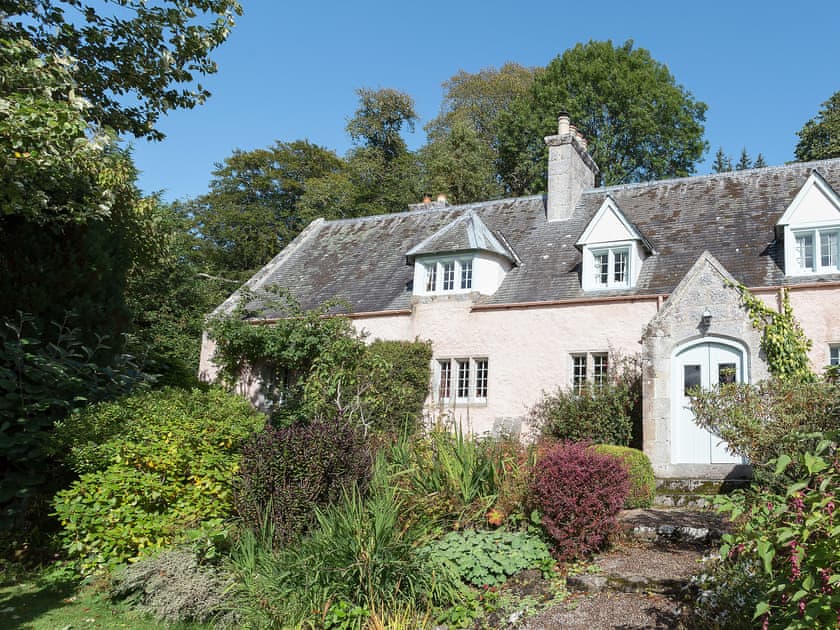Exterior | Big Barns Cottage, Dunrobin, near Golspie