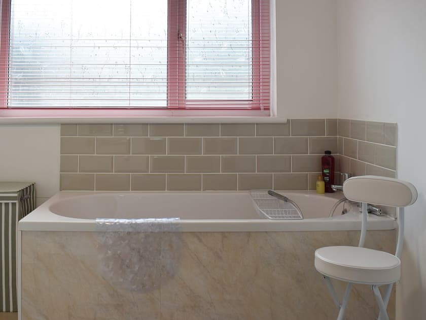 Luxuriate in a hot bath after a long day exploring | Glasfor, Llansantffraed, near Aberaeron