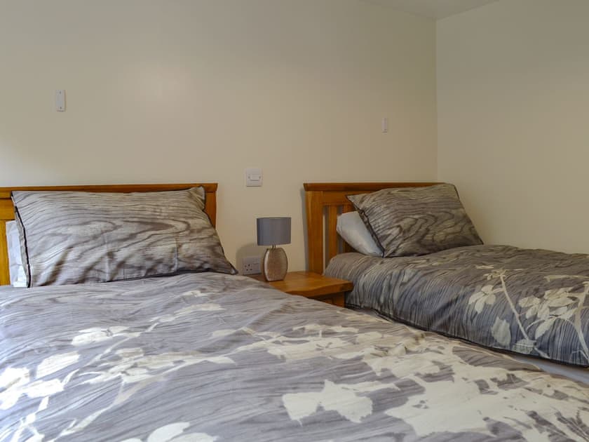 Twin bedroom | Snowdon - The Woollen Mill, Penygroes, near Caernarfon