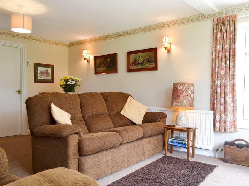 Spacious living and dining room | Abbotts Ball Farm Cottage, Potterne, near Devizes