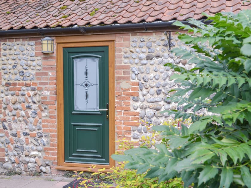 Charming main entrance | Tanglewood - Thorpewood Cottages, Thorpe Market