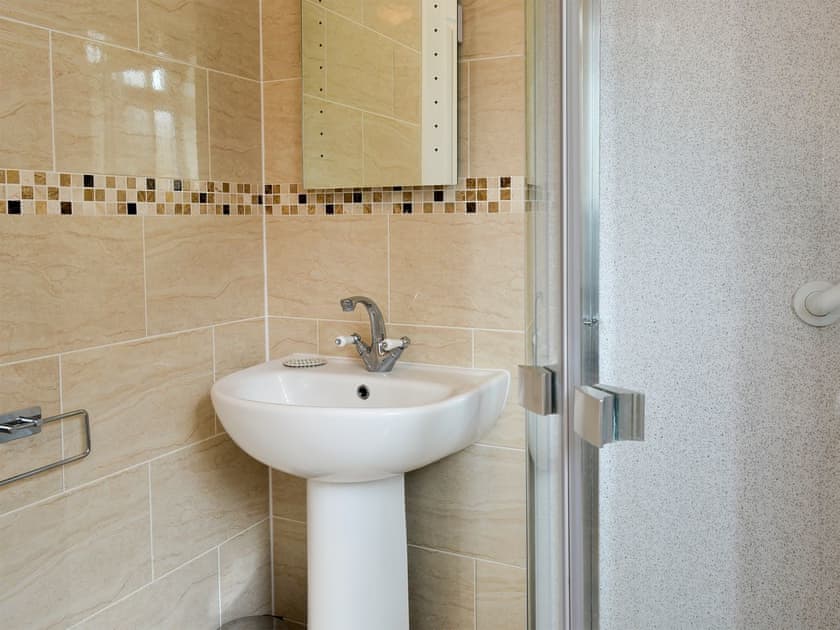 Shower room | Lighthouse View, Flamborough near Bridlington