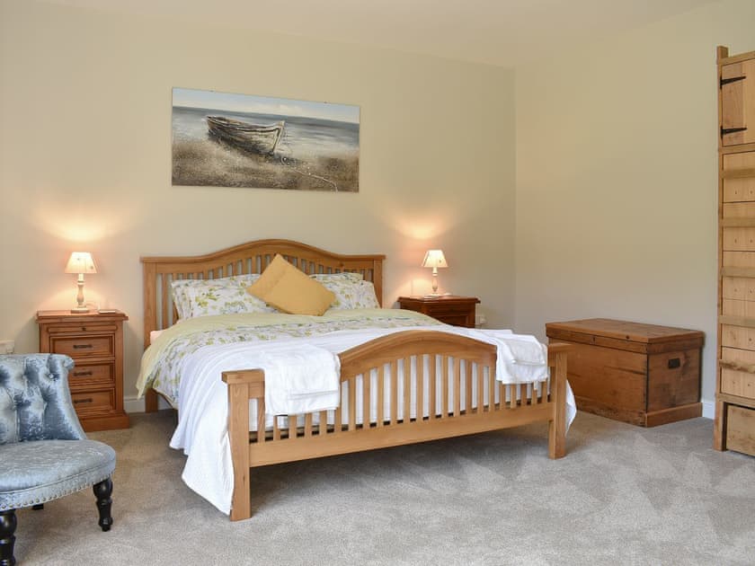 Attractive double bedroom | Fossils’ End, Chickerell, near Weymouth