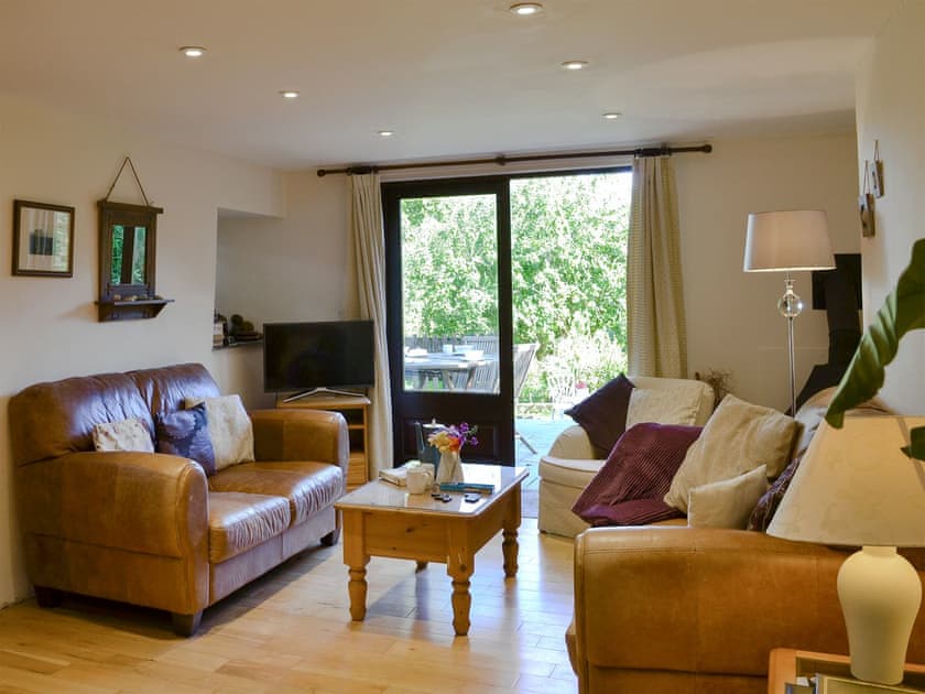 Light and airy living area | Clematis Cottage, Derriton, near Holsworthy