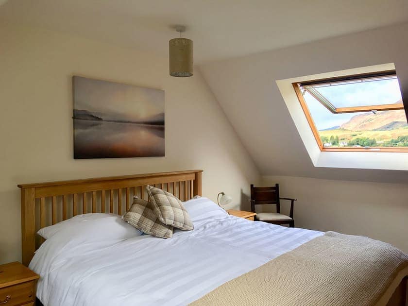 Welcoming double bedroom | Clear Waters, Dornie, near Kyle of Lochalsh
