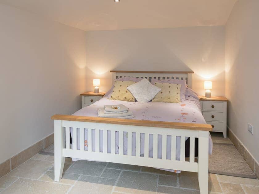 Double bedroom | The Old Rectory Cottage, Tothill, near Louth