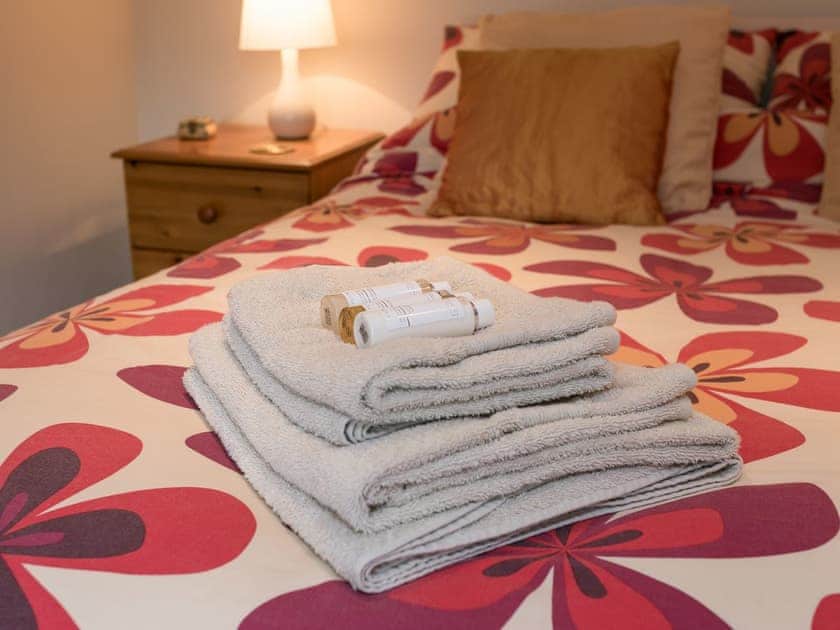 Double bedroom | The Old Rectory Cottage, Tothill, near Louth