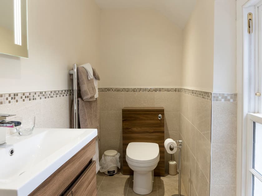 En-suite | Beverley Minster House, Beverley