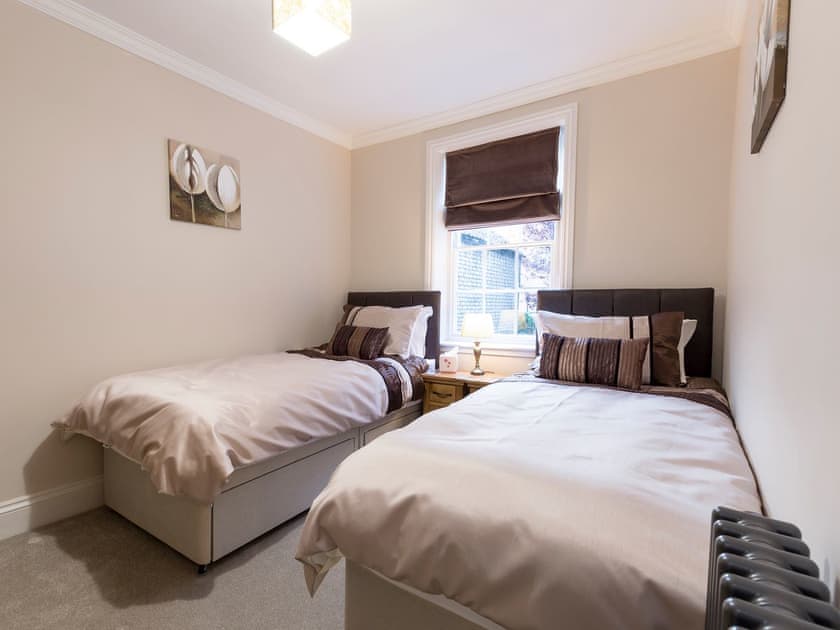 Twin bedroom | Beverley Minster House, Beverley
