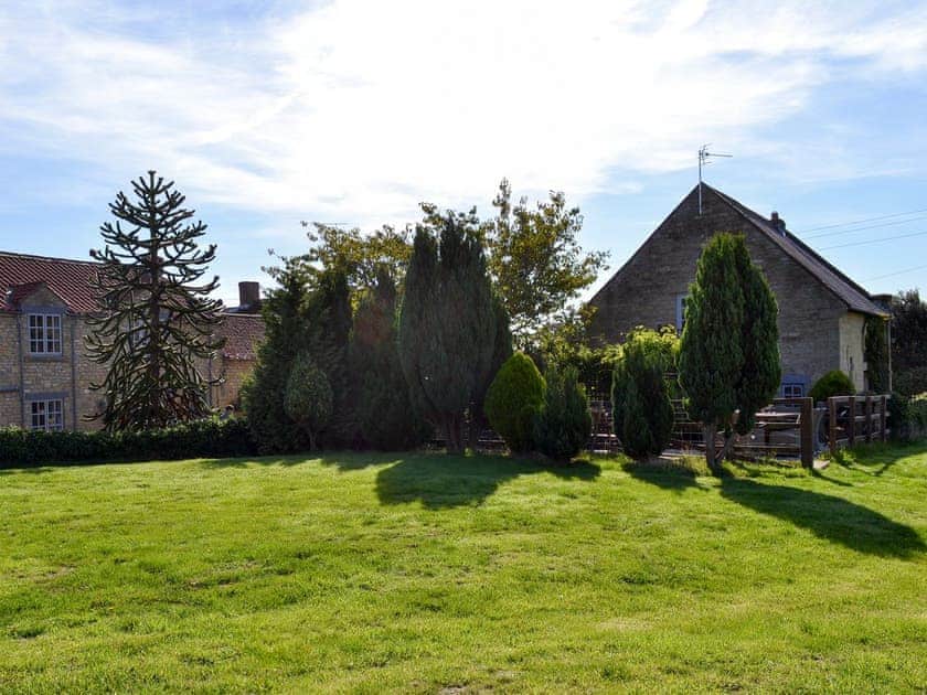 Surrounding acres of grassland  | Chapel Lodge - Sands Farm Cottages, Wilton near Pickering