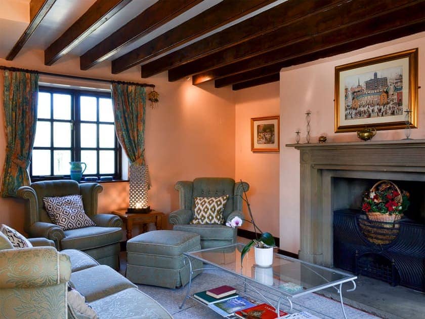 Spacious living room  | Daisy Cottage - Sands Farm Cottages, Wilton near Pickering
