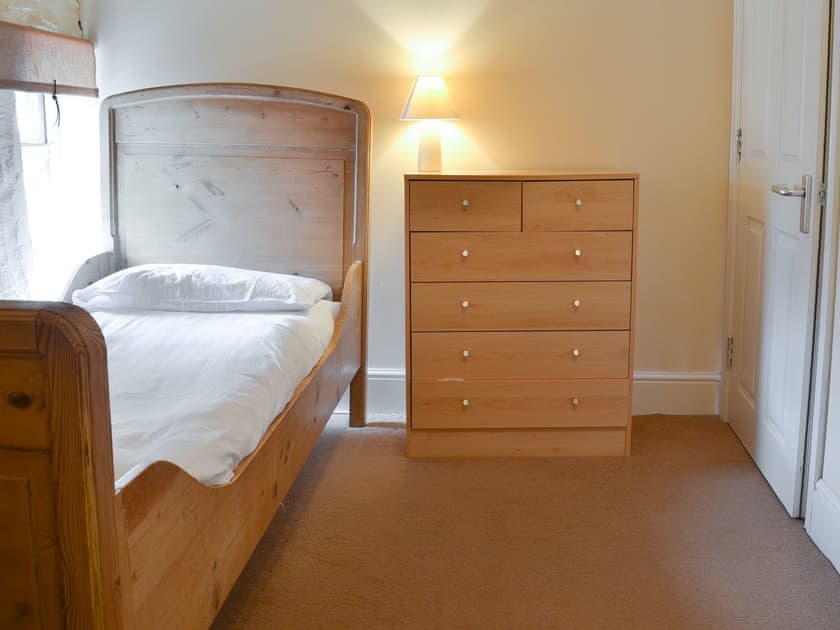 Cosy single bedroom | Paddock Cottage - Trimstone Manor Cottages, Trimstone, near Woolacombe