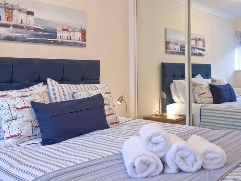 Delightful bedroom | Top Deck - Linden Court, Brixham