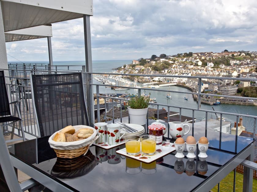 Balcony | Kittiwakes 7 Linden Court - Linden Court, Brixham