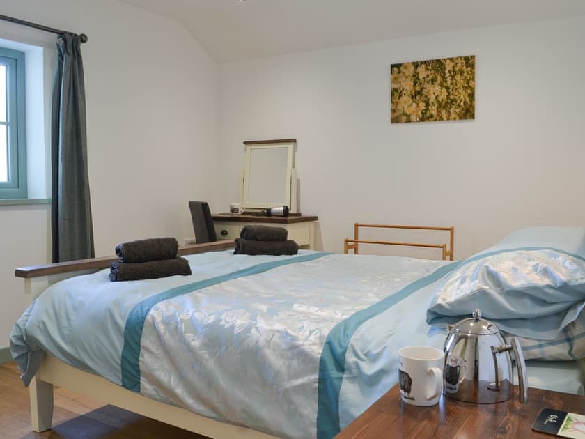 Double bedroom | East Croft Barn, Halwill, near Holsworthy