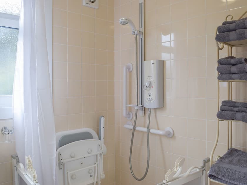 Fully accessible shower room | Arforwest, Near Llangrannog