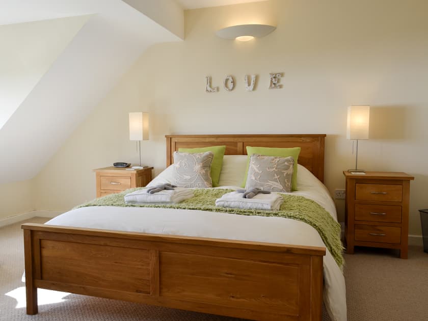 Spacious double bedroom with sea views | Morlais, Llanaber, near Barmouth