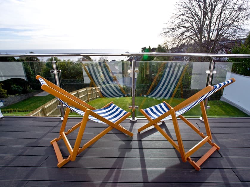 Sitting-out-area | Orestone House - Orestone House, Teignmouth