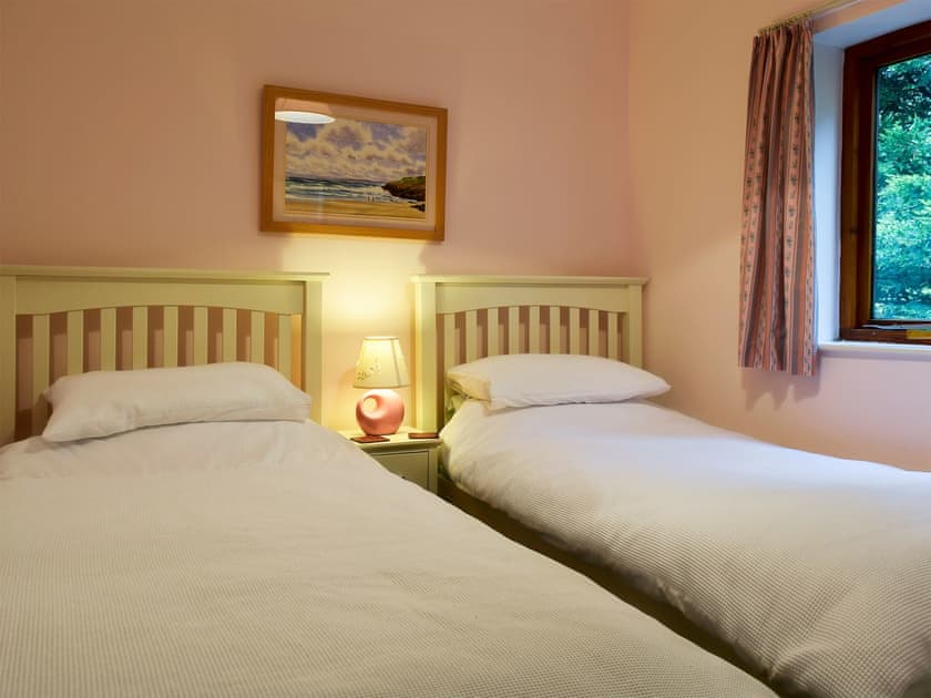 Twin bedroom | Fell View, Kettlewell, near Buckden