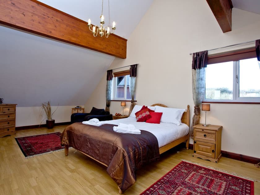 Double bedroom | Ash lodge - Retallack, St Columb