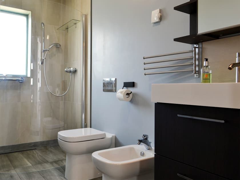 Shower room | Healair, Aird, near Stornoway