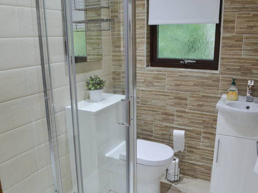 Shower room | Leafy Run - Otterburn Hall Lodges, Otterburn, near Bellingham