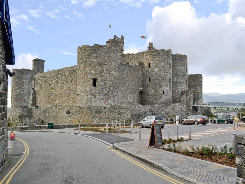 Harlech Castle | Snowdonia Mountains and Coast, Wales