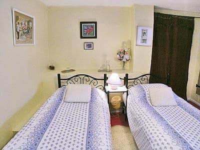 Twin bedroom | Old Rectory Cottage, Oake, nr. Taunton