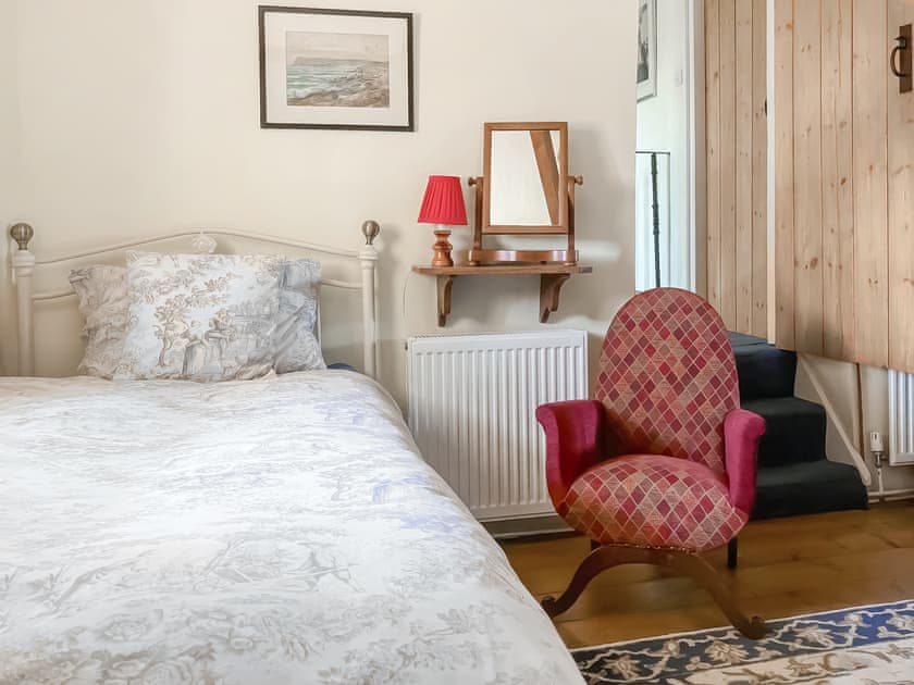 Lovely and comfortable twin bedded room | Downhouse - Downhouse Cottages, Trebarwith, near Delabole