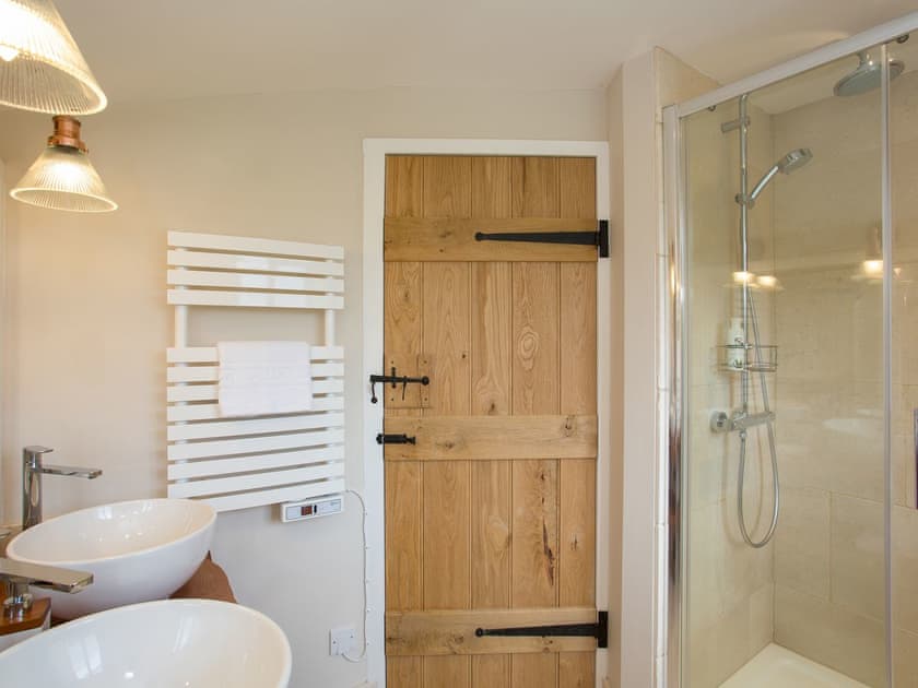 Shower room | Lyndhurst Cottage, Carlton-in-Coverdale, near Leyburn