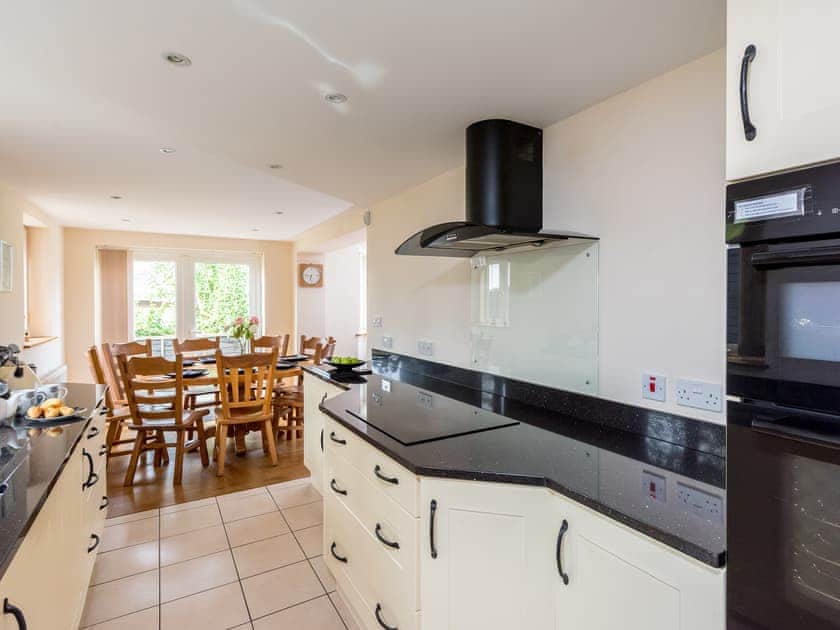 Kitchen | Steamer Quay Cottage, Paignton
