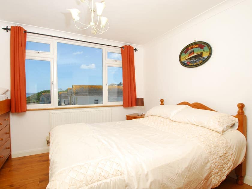 Double bedroom | Steamer Quay Cottage, Paignton