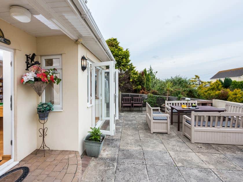 Outdoor area | Steamer Quay Cottage, Paignton