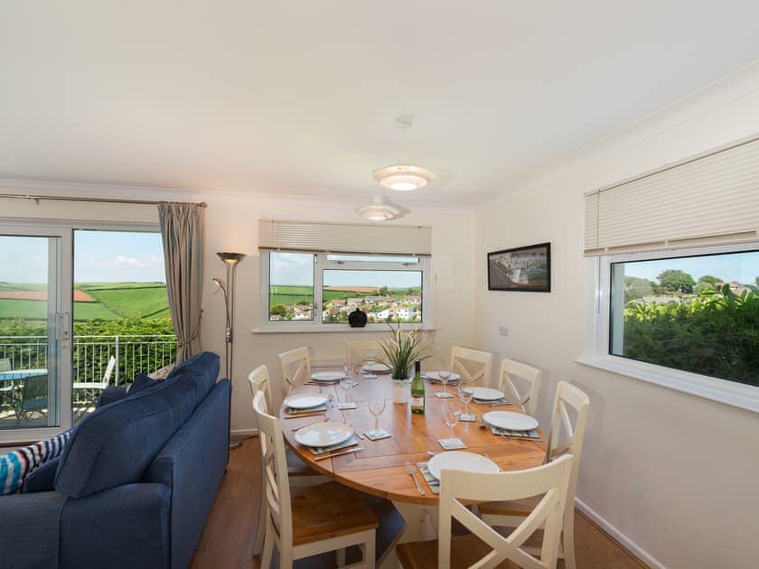 Dining Area | Sun Peaks, Salcombe