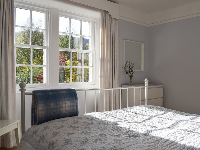 Double bedroom | Ardchoille Cottage, Fortingall, near Aberfeldy