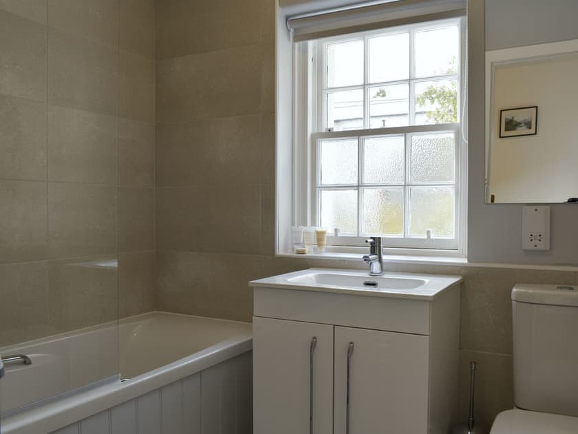 Bathroom | Ardchoille Cottage, Fortingall, near Aberfeldy