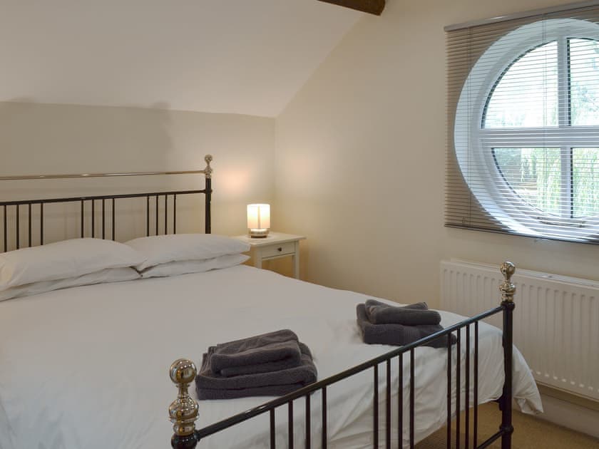 Well presented bedroom | The Old Stables, Standon
