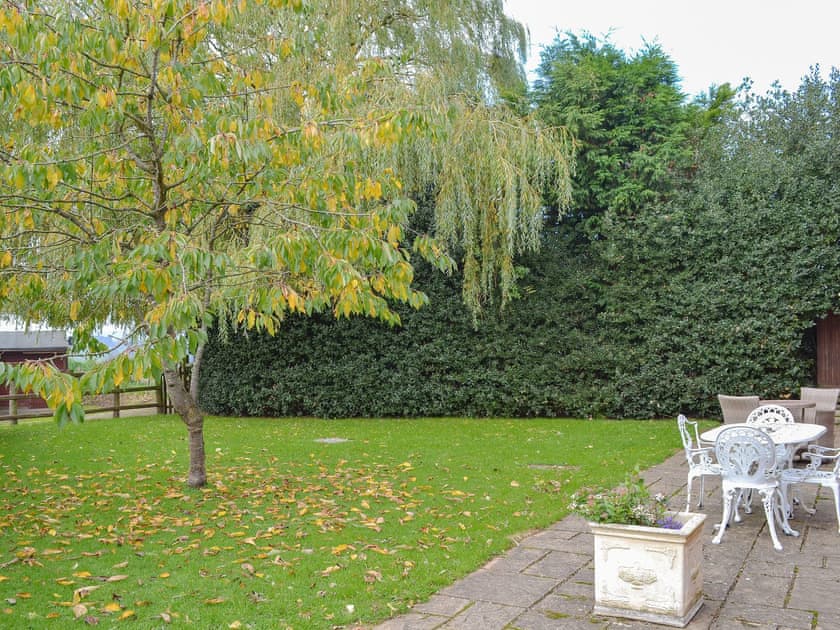 Garden | The Old Stables, Standon