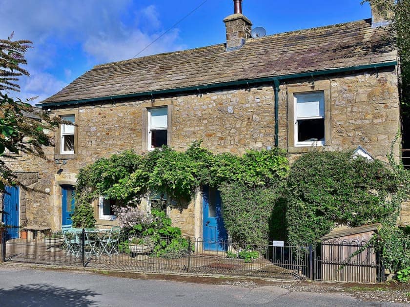 Charming holiday home | Cam Cottage, Kettlewell, near Grassington