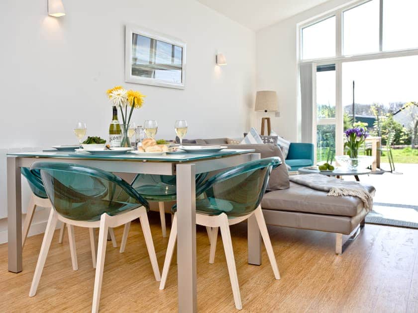 Open plan living space | Una Argentum 61 - Una, St Ives