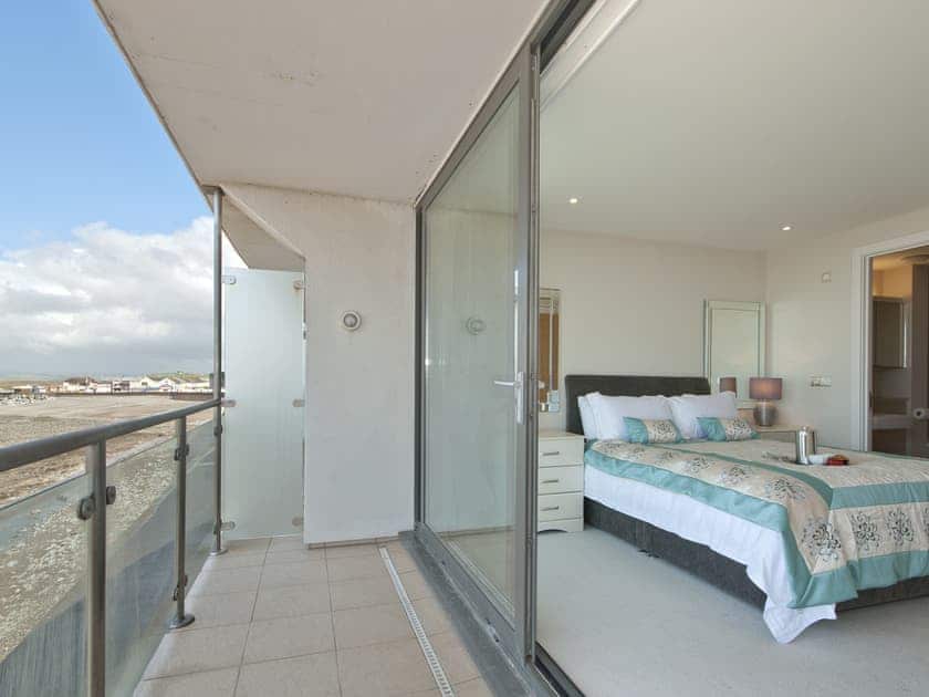 Master bedroom with balcony | Apartment 22, Horizon View - Horizon View, Westward Ho!