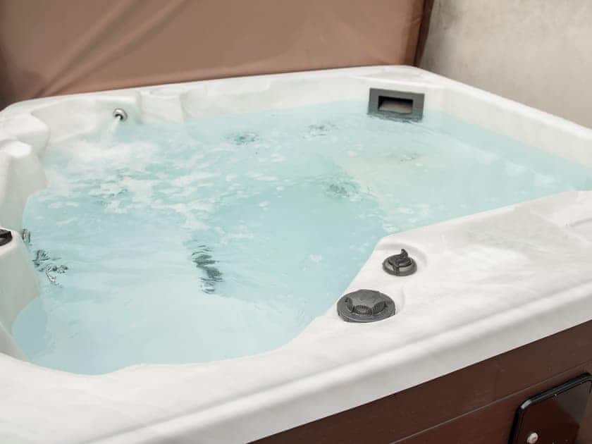 Hot tub | The Byre - Spoutwells, Stranraer