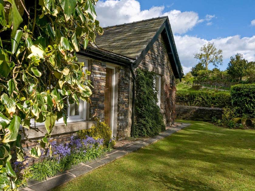 Front Garden | The Gatehouse, Ambleside